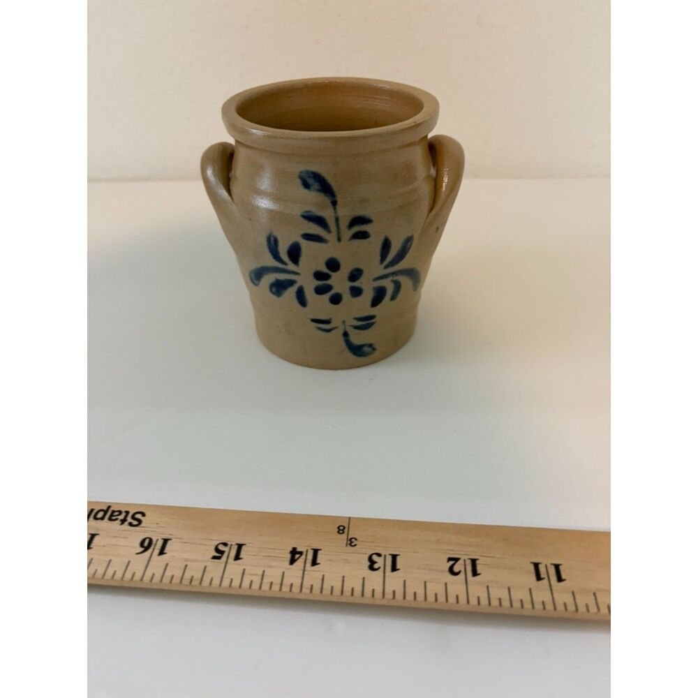 vtg. salt glaze stoneware crock with cobalt blue floral decoration